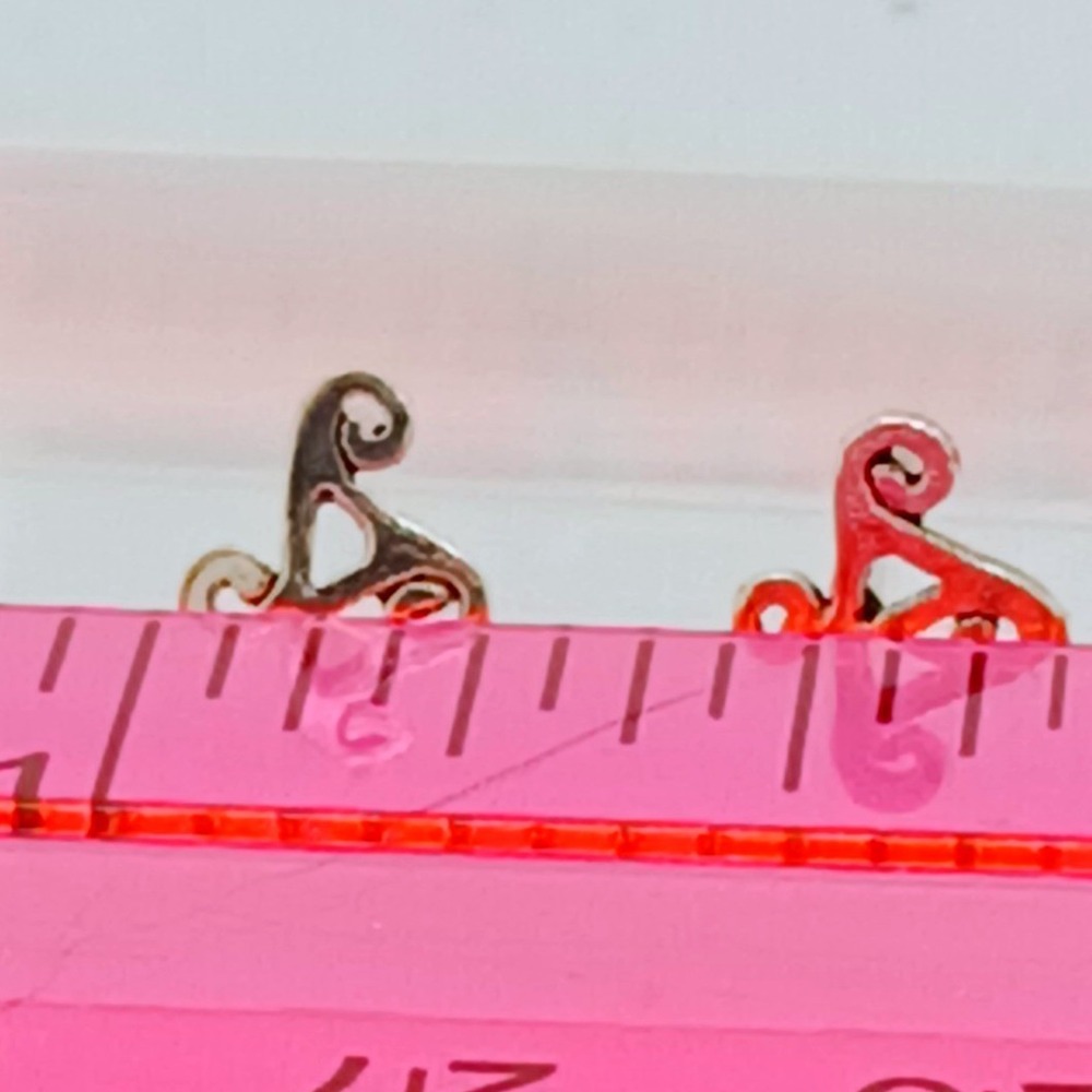 Sterling Silver Celtic Triskelion Stud Earrings Triple Spiral Triskele Vintage - Picture 4 of 16